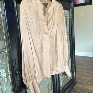 Banana Republic satin blouse beige size m